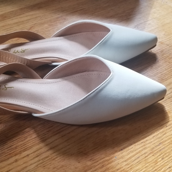 Like New Lulus Mae White and Nude Pointed-Toe Slingback Flats- Size 8.5 - Picture 2 of 4